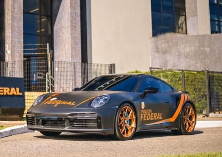 Porsche 911 Turbo apreendido vira viatura da PF em Santa Catarina