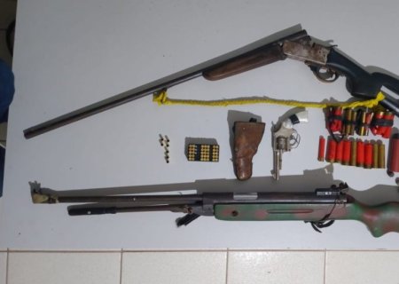 Homem é preso por posse irregular de arma de fogo e suspeita de cárcere privado de sua filha