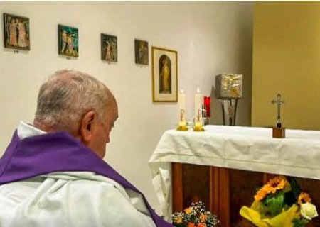 Papa Francisco deve ter alta hospitalar neste domingo