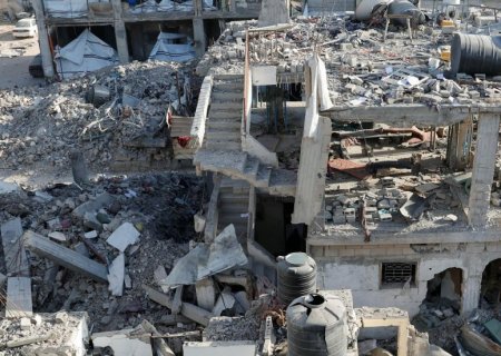 Israel intensifica ataques contra Faixa de Gaza e deixa 50 mortos