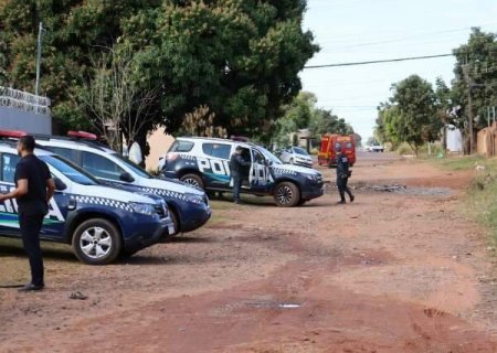 Com extensa ficha criminal, homem leva quatro tiros em via p&uacute;blica
