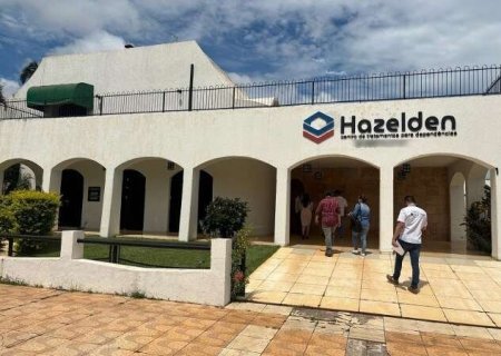Cl&iacute;nica &eacute; interditada ap&oacute;s adolescente morrer amarrada e sedada