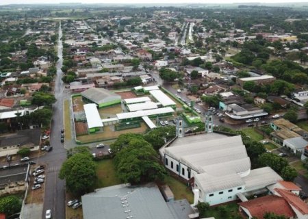Justi&ccedil;a manda ex-prefeito devolver R$ 4,4 milh&otilde;es por empregar &ldquo;fantasmas"