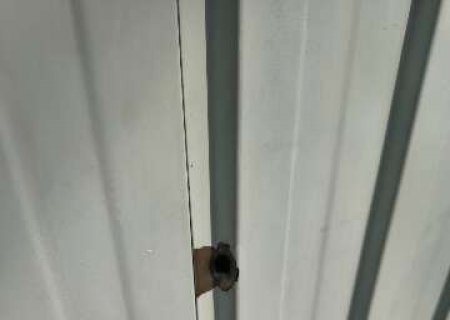 Igreja vira alvo de tiro ap&oacute;s briga por causa de crian&ccedil;as jogando bola