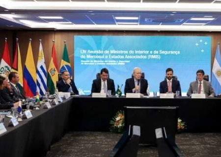 Ministros do Mercosul criam comiss&atilde;o contra o crime organizado nas fronteiras