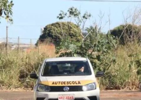 Autoescolas v&atilde;o ao STF contra decis&atilde;o que elimina aulas pr&aacute;ticas para CNH