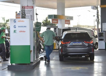 Petrobras reduz preço da gasolina em 5,2% a partir desta terça-feira