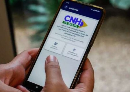 Lula sanciona lei da CNH autom&aacute;tica para bom condutor, mas com exame obrigat&oacute;rio