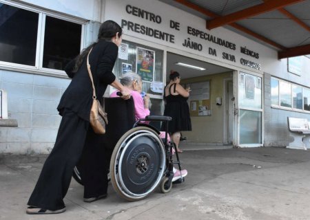 Esquema de corrupção furou fila de 25 mil pessoas à espera de exames