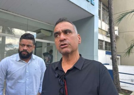 Professores deixam reunião sem acordo e dão prazo para Prefeitura evitar greve