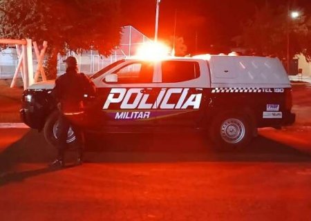 Homem &eacute; preso por matar suposto amante da mulher em oficina mec&acirc;nica