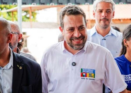 Boulos volta &agrave; Capital para discutir moradia, apoio a entregadores e campanha